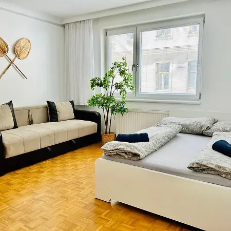 70M2 Comfy & Calm Apartment With Free Netflix Vienna Exterior photo