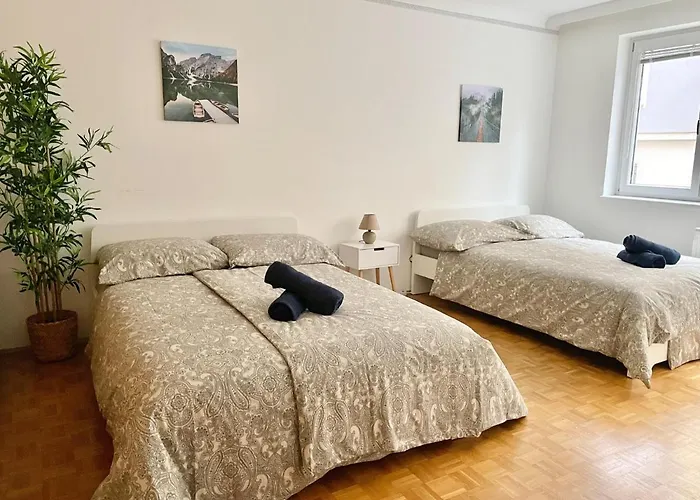 70M2 Comfy & Calm Apartment With Free Netflix