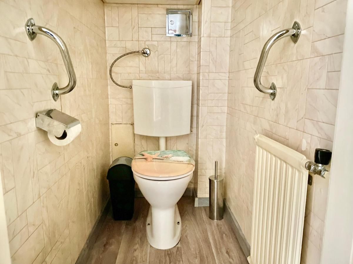 70m2 Comfy & Calm With Free Netflix Apartment *